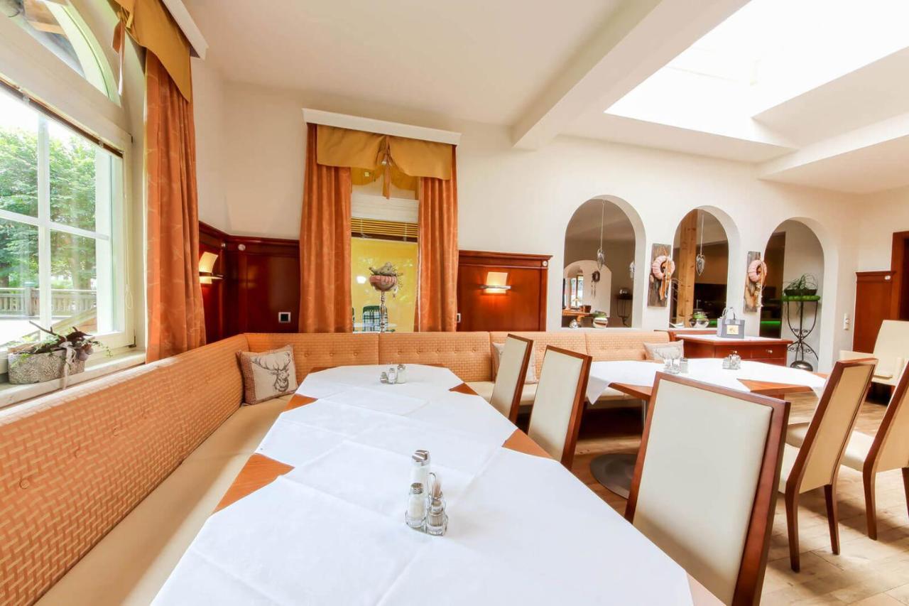 לופר Hotel Dax מראה חיצוני תמונה
