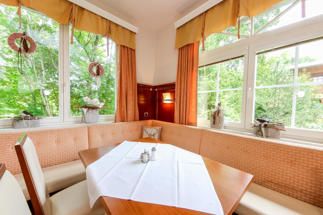 לופר Hotel Dax מראה חיצוני תמונה