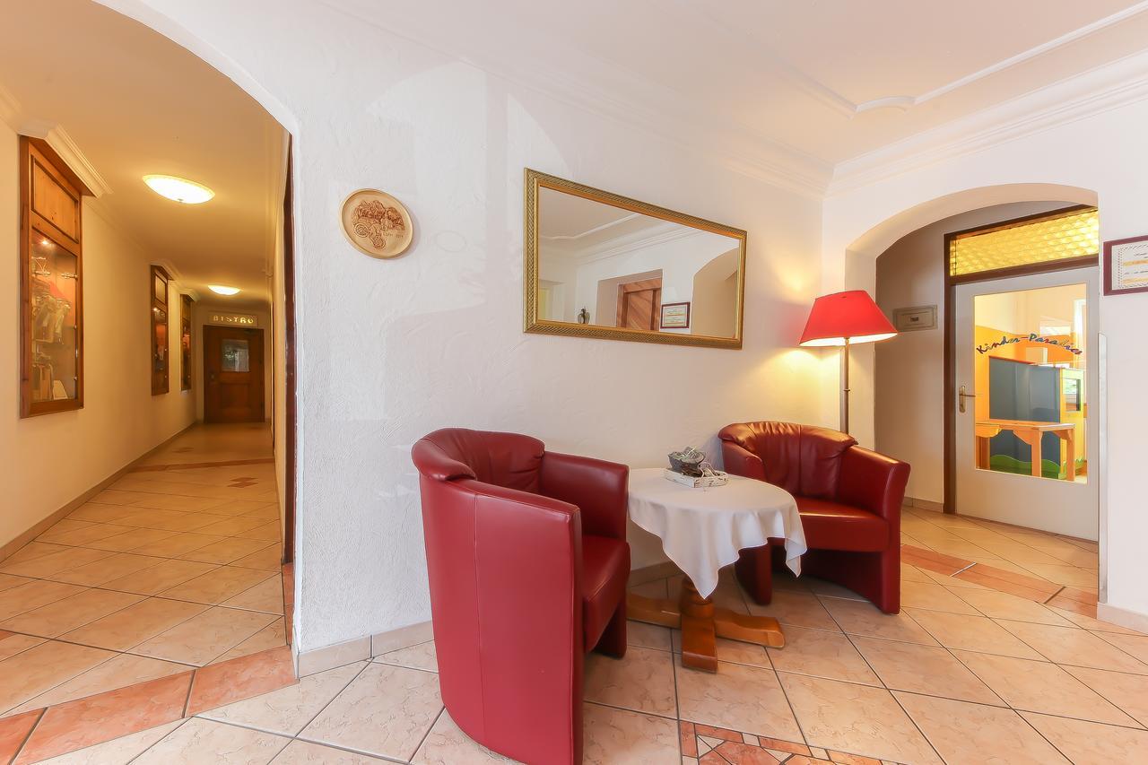 לופר Hotel Dax מראה חיצוני תמונה