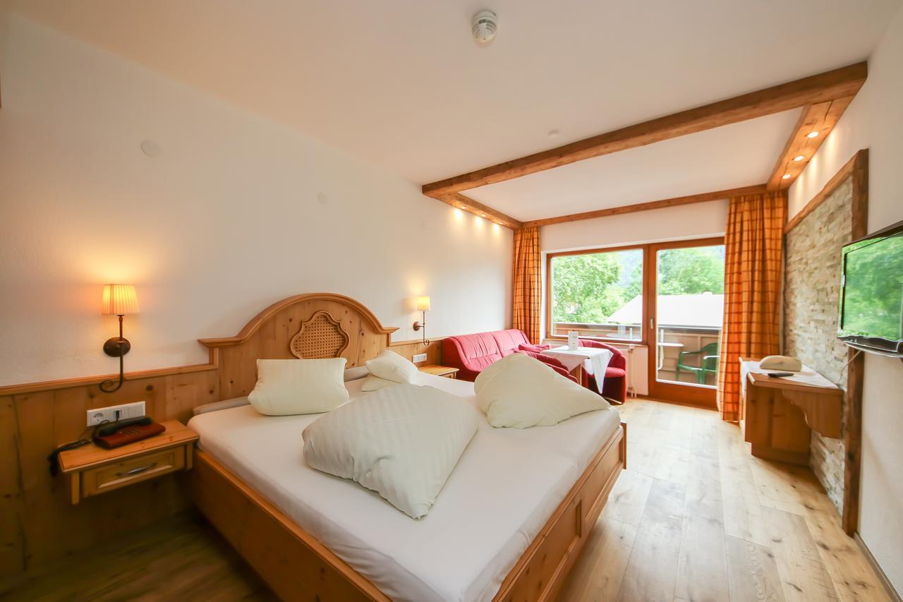 לופר Hotel Dax מראה חיצוני תמונה